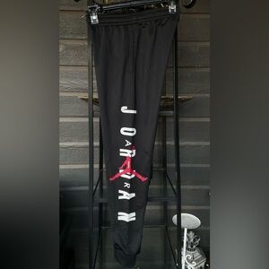 Air Jordan Black Joggers Boys Size L (12-13YRS)